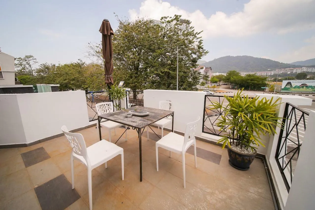 The Best Hotel In Bayan Lepas - The Lov Penang