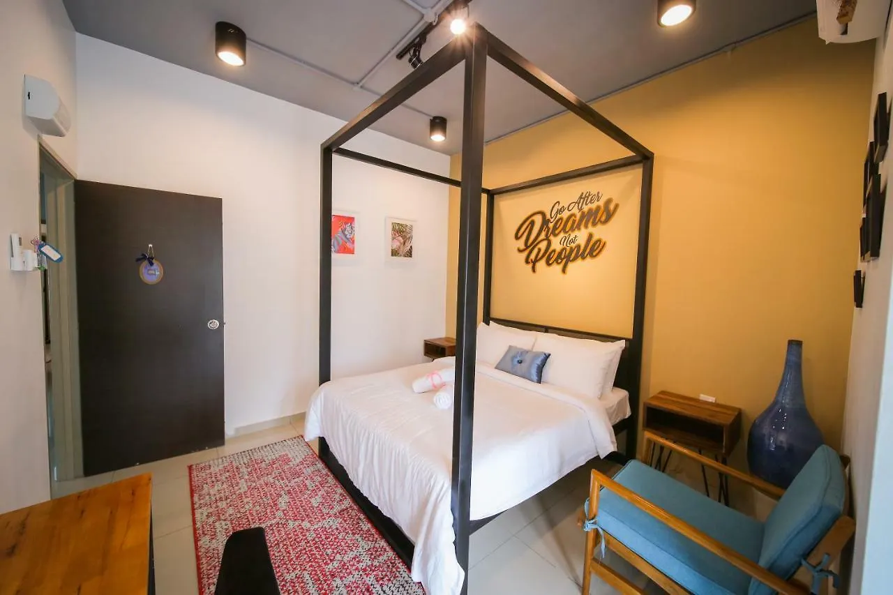 The Best Hotel In Bayan Lepas - The Lov Penang Bed & Breakfast