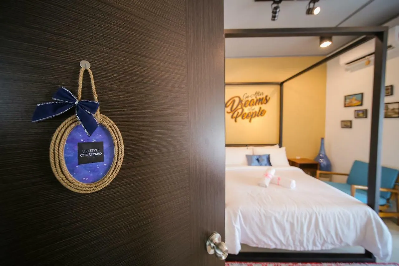 Bed & Breakfast The Best Hotel In Bayan Lepas - The Lov Penang