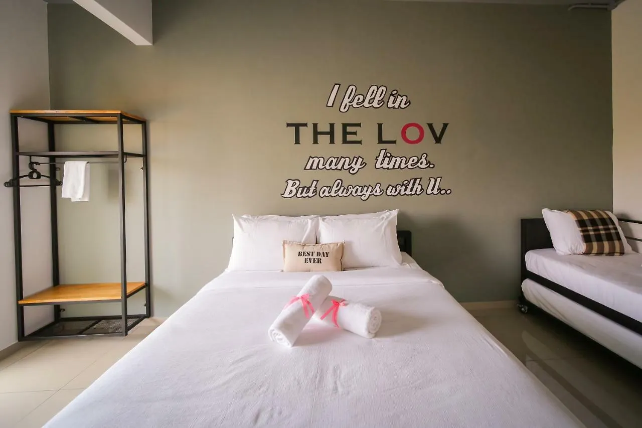 The Best Hotel In Bayan Lepas - The Lov Penang 5*,