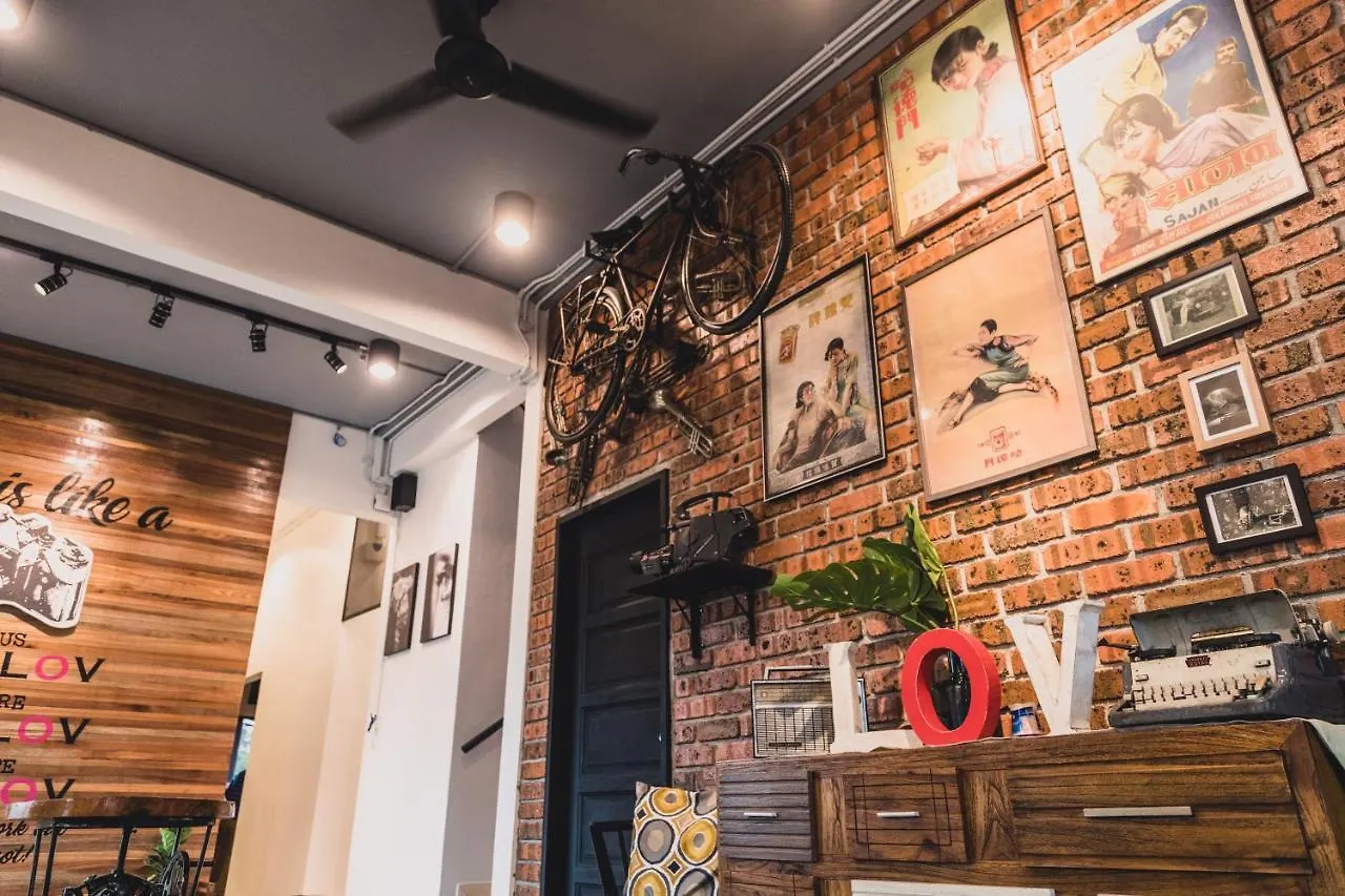 The Best Hotel In Bayan Lepas - The Lov Penang Bed & Breakfast